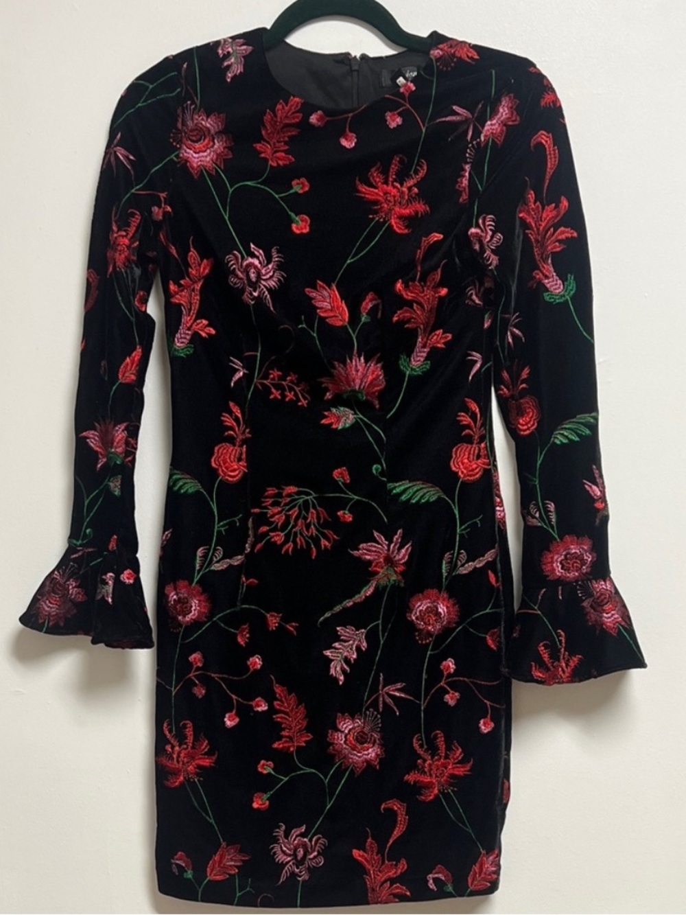 Aidan Mattox Black Velvet Dress Red & Pink Floral Embroidery Bell Long Sleeve XS